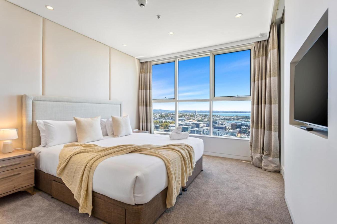 Luxury 3Br Quay West With Views Pool And Parking Apartment Auckland Exterior photo
